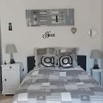 D'hotes Les Orchidees Futuroscope Chasseneuil Poitiers 4* ז'ונה-קלה