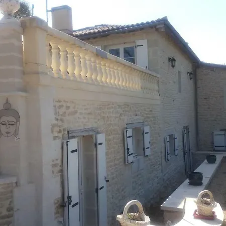 D'hotes Les Orchidees Futuroscope Chasseneuil Poitiers 住宿加早餐酒店 4*